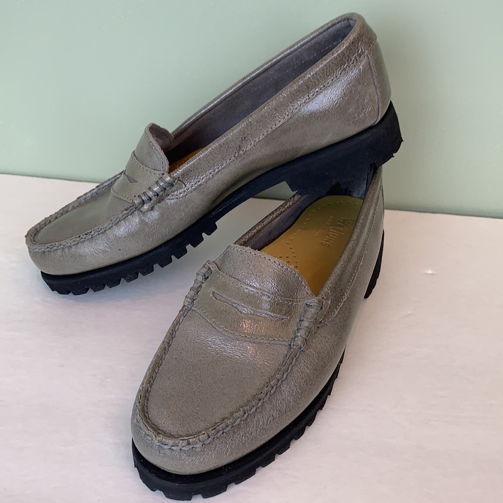G. H. Bass & Co. Weejuns Leather Green Penny Loafer 8 M